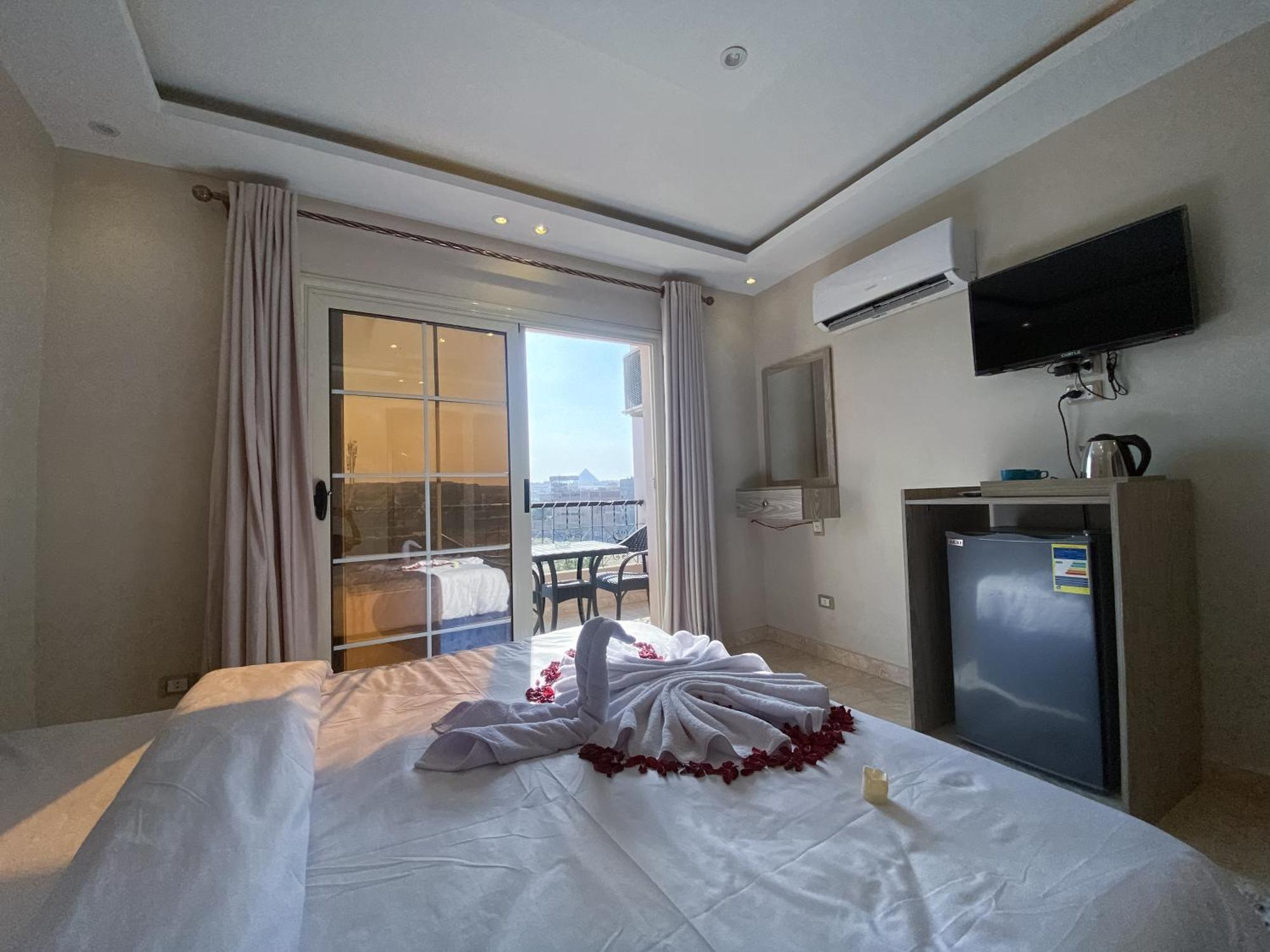 Young Pharaoh View Inn Каир Экстерьер фото