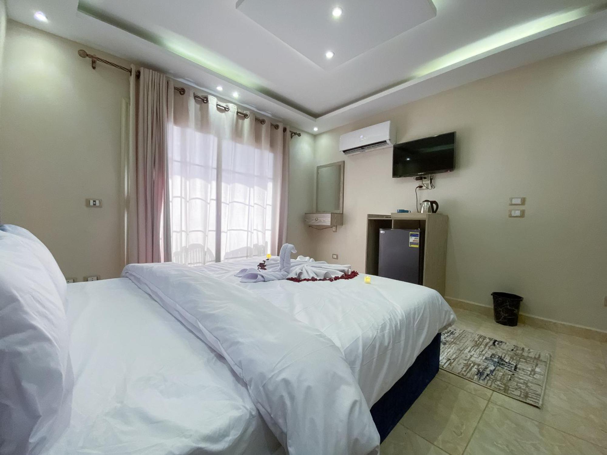 Young Pharaoh View Inn Каир Экстерьер фото