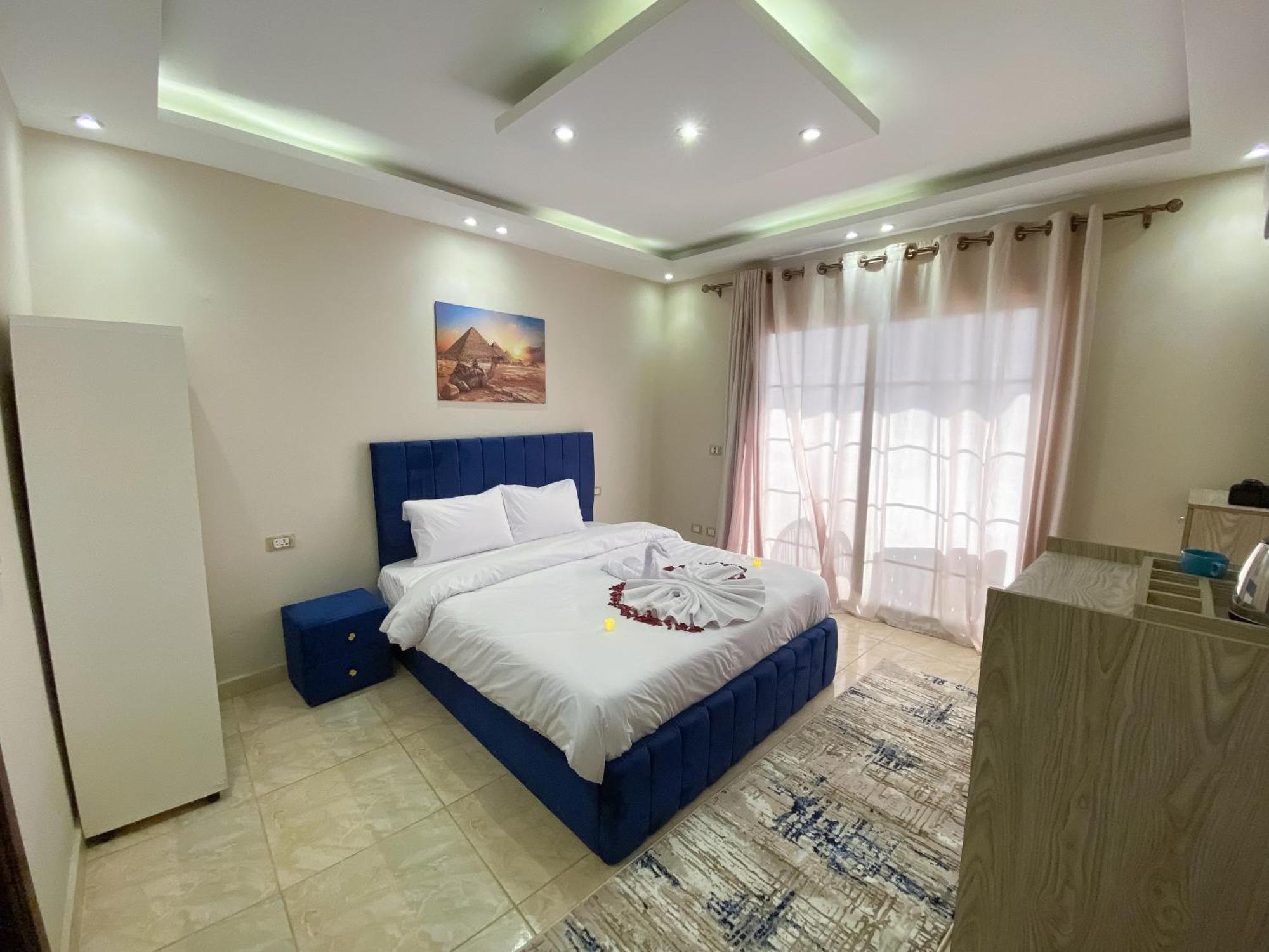 Young Pharaoh View Inn Каир Экстерьер фото